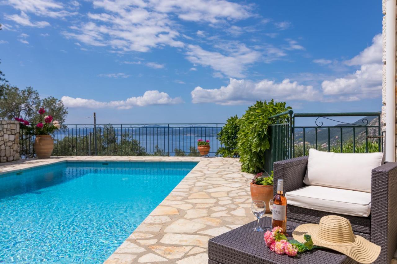 Villa Zeta Nisaki  Exteriér fotografie