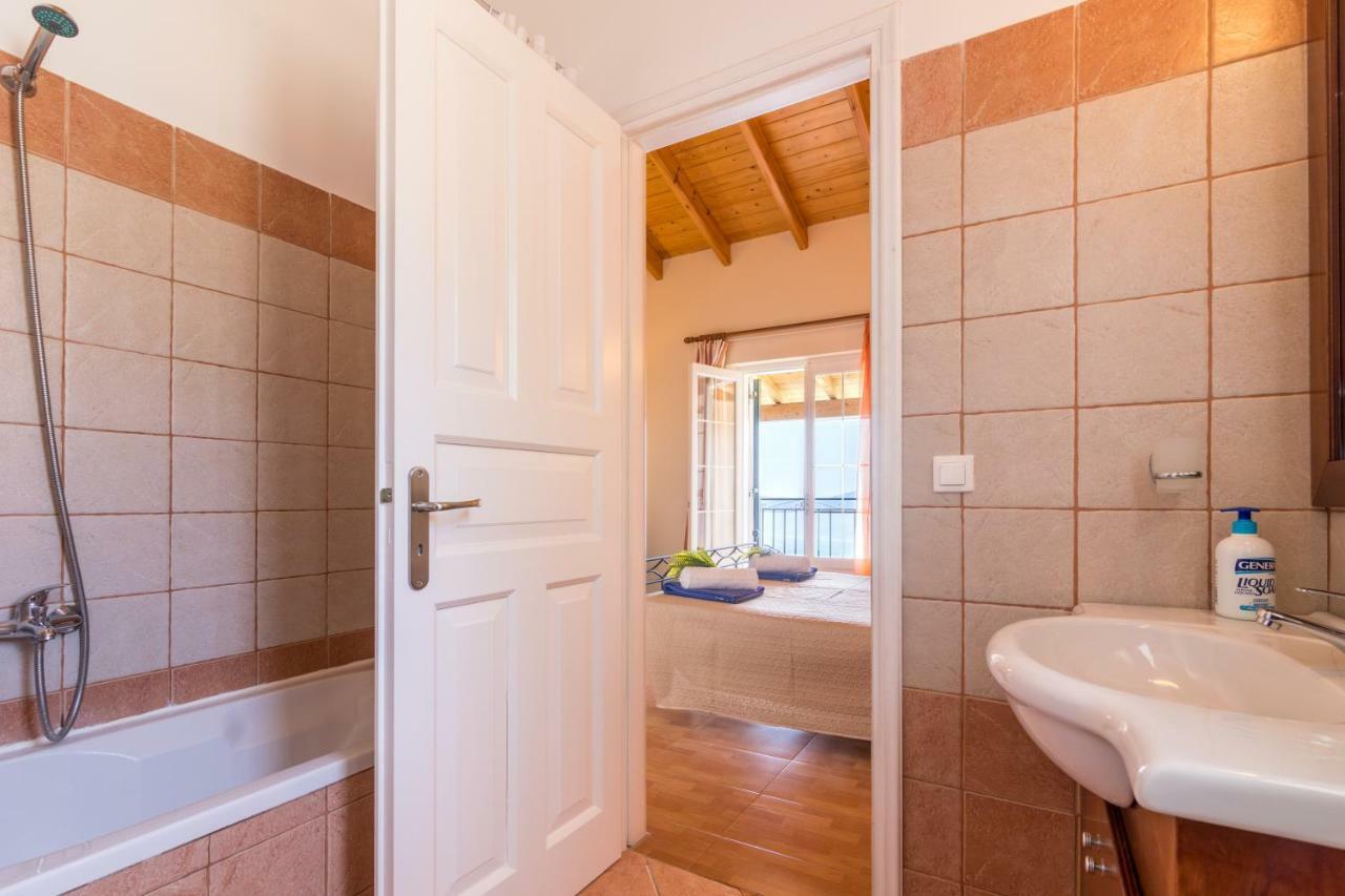 Villa Zeta Nisaki  Exteriér fotografie